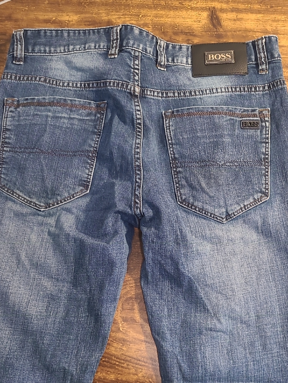 BOSS Slim Straight Jeans in Faded Blue Wash